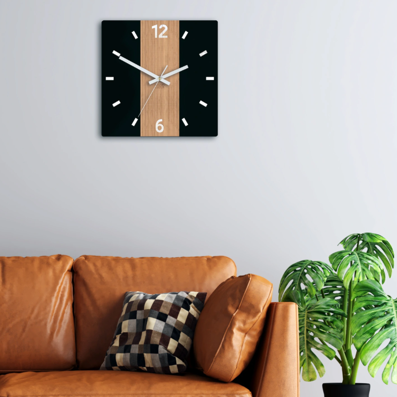 Medinis Sieninis Laikrodis Primo